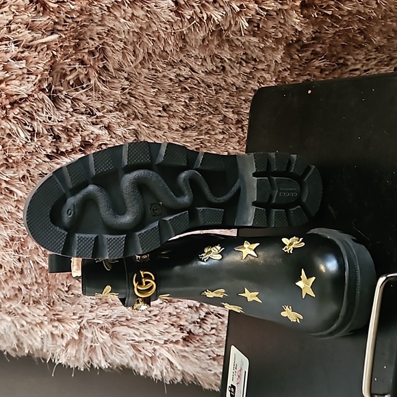 Gucci Stars and Bee Embroidered Leather Boots 41 /7.5 US - Picture 2 of 4